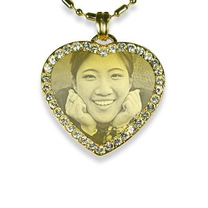 gold-plated-small-photo-engraved-diamante-heart-pendant_2.jpg