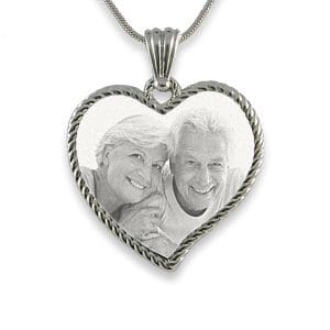 Rhodium Medium Rope Edged Curved Heart Photo Pendant